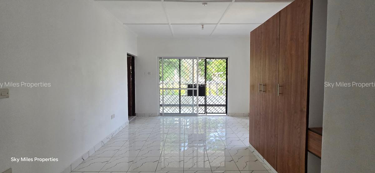 3 Bed House with En Suite at Zebra Mtwapa - 12