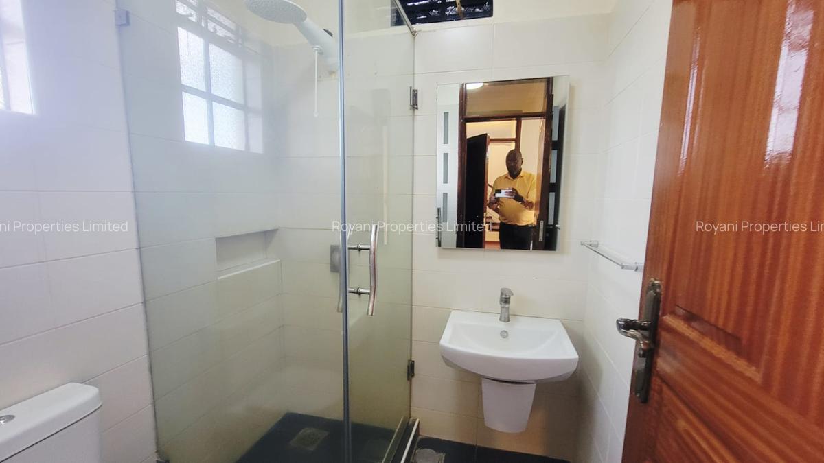 4 Bed House with En Suite in Kiambu Road - 14