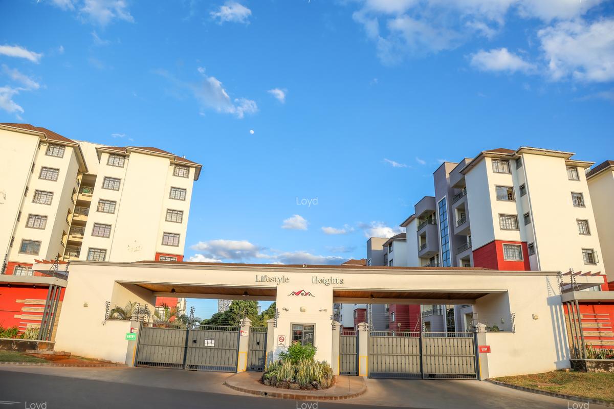 2 Bed Apartment with En Suite in Tatu City - 15