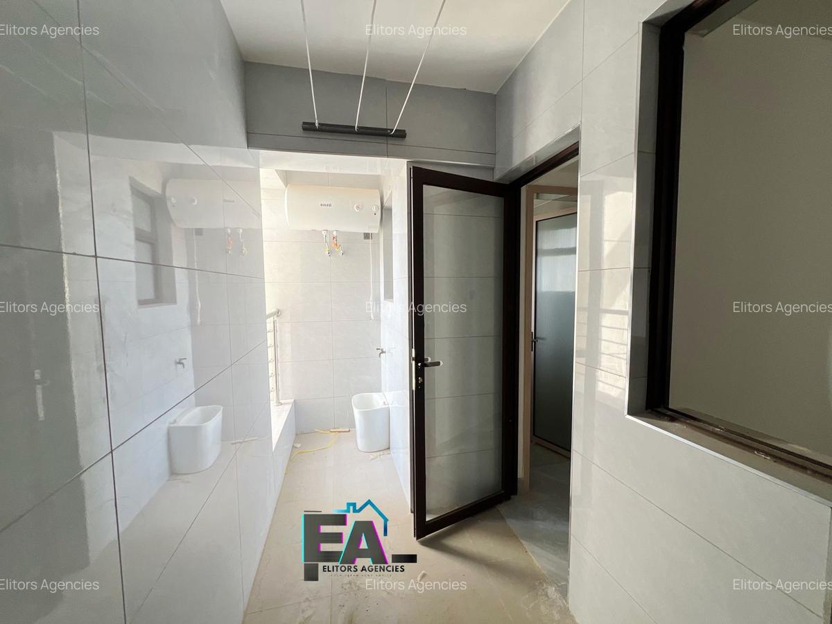 3 Bed Apartment with En Suite at Riverside Drive - 7