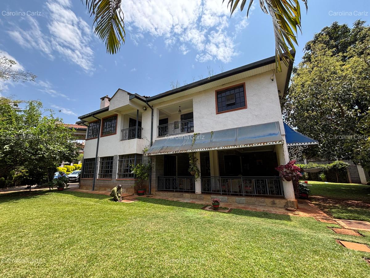 5 Bed House with En Suite in Runda - 15