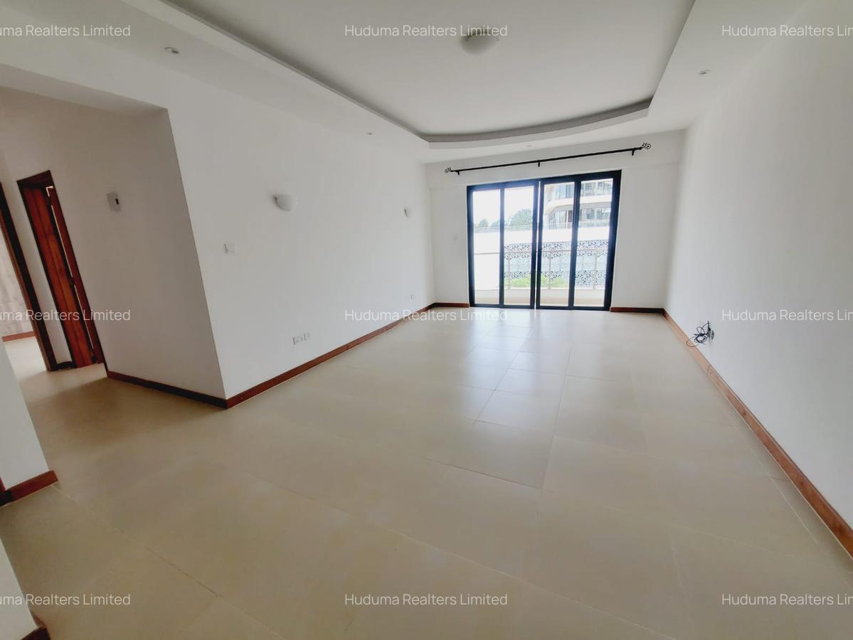 2 Bed Apartment with En Suite at Lantana Road - 8