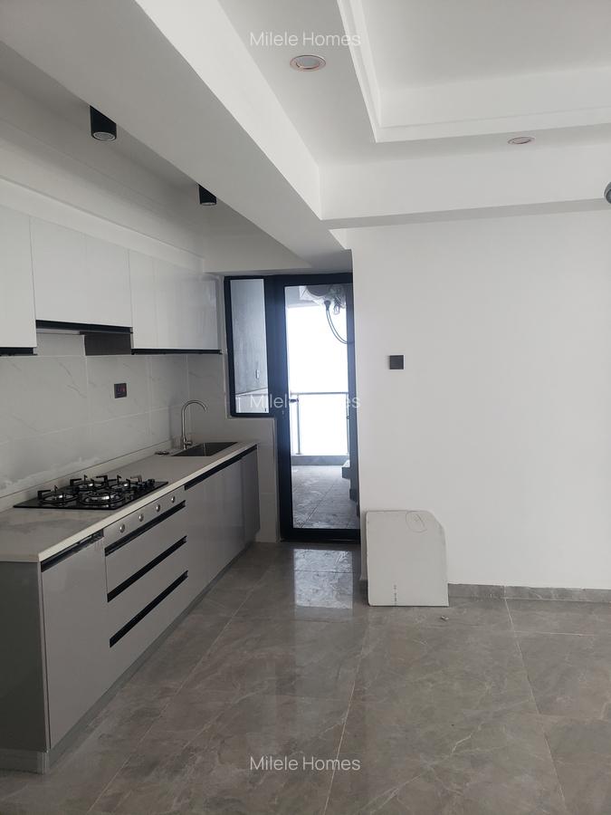 Serviced 2 Bed Apartment with En Suite at Kindaruma Road - 3