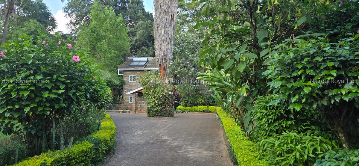 5 Bed House with En Suite at Kyuna Road - 13