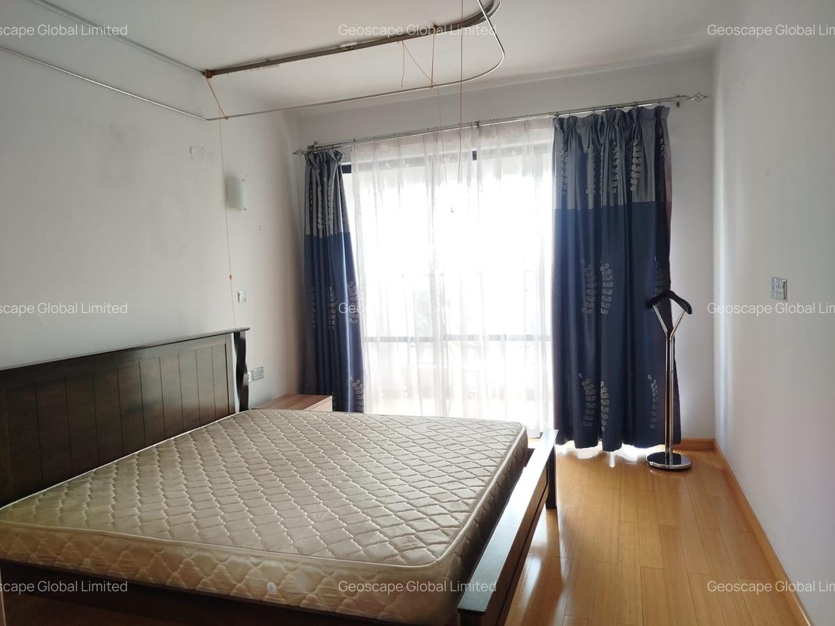 Furnished 3 Bed Apartment with En Suite in Brookside - 4