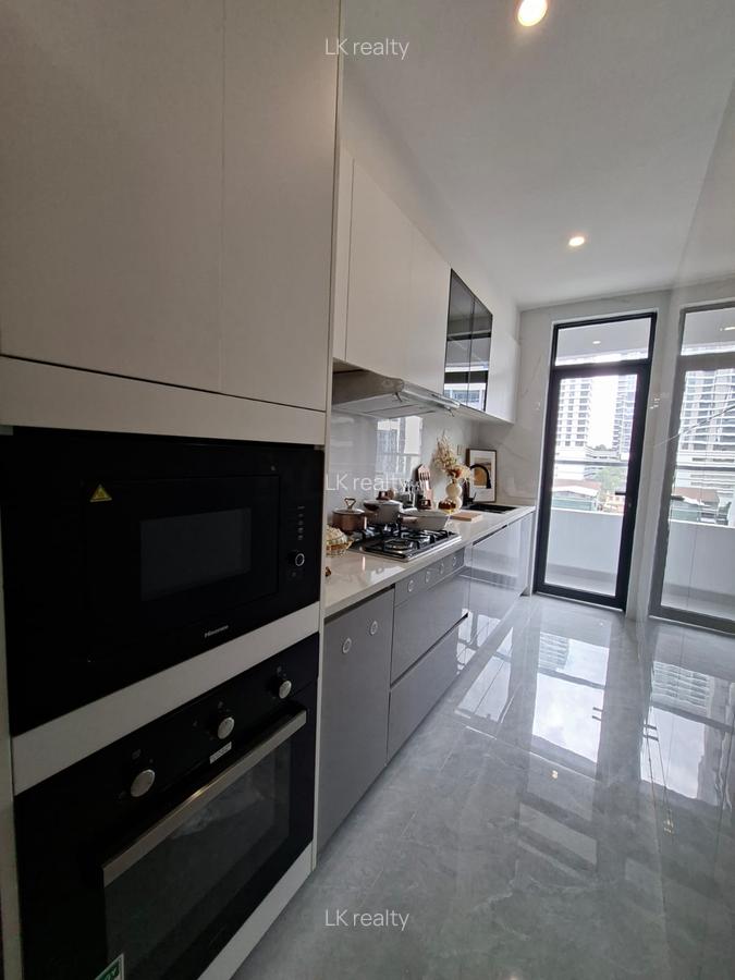 2 Bed Apartment with En Suite at Westlands Road - 2