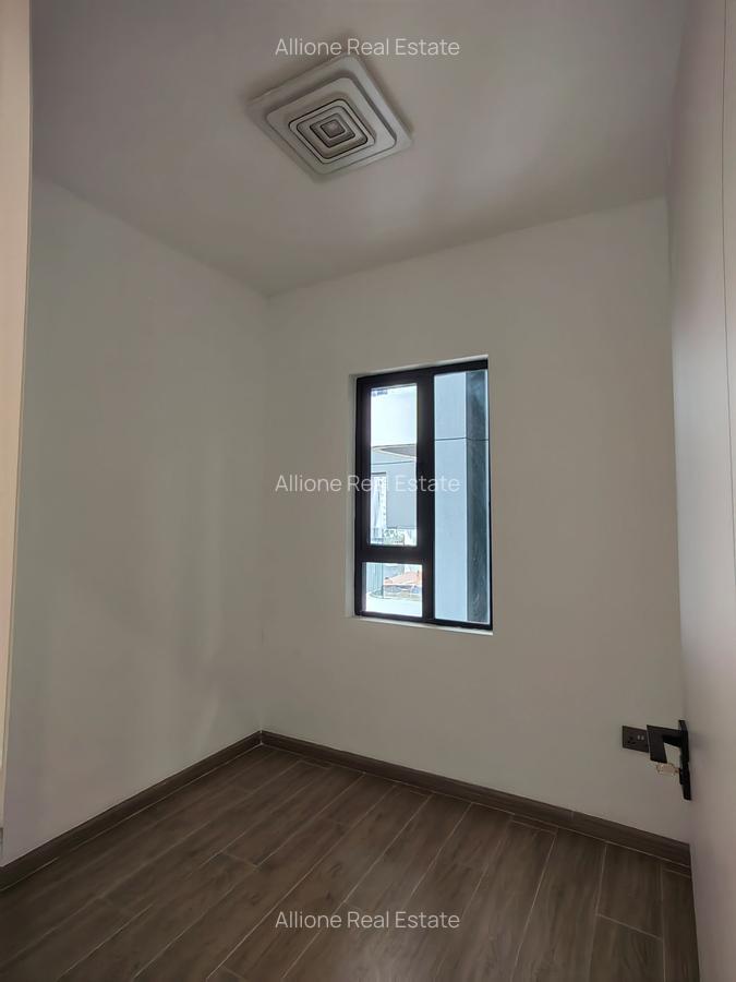 2 Bed Apartment with Swimming Pool at Behind Yaya Centre Mall - 12