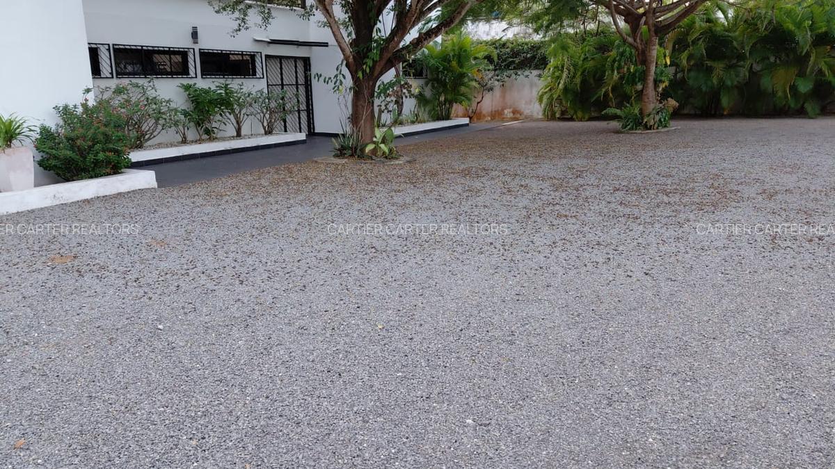 4 Bed Villa with En Suite in Watamu - 10