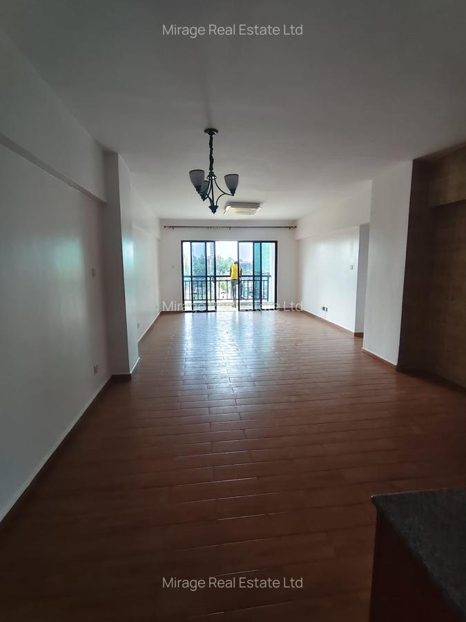 3 Bed Apartment with Swimming Pool in Hurlingham - 5