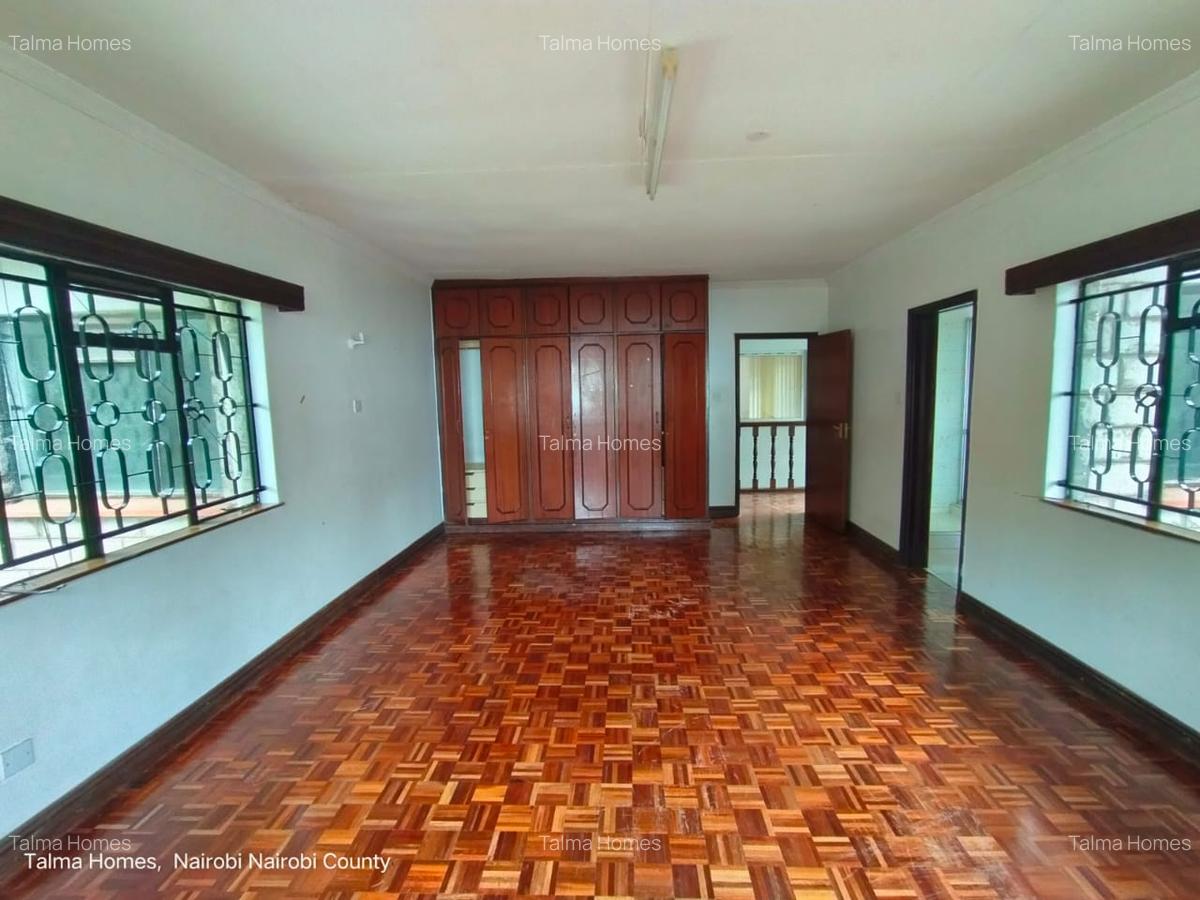 400 ft² Office with Parking at James Gichuru Road - 11