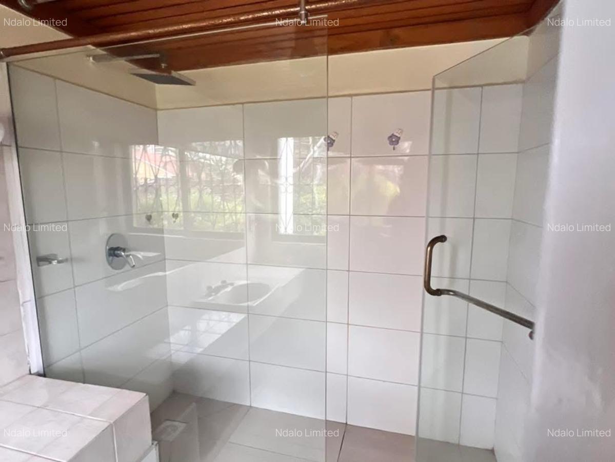 4 Bed Townhouse with En Suite at Kilimani - 10