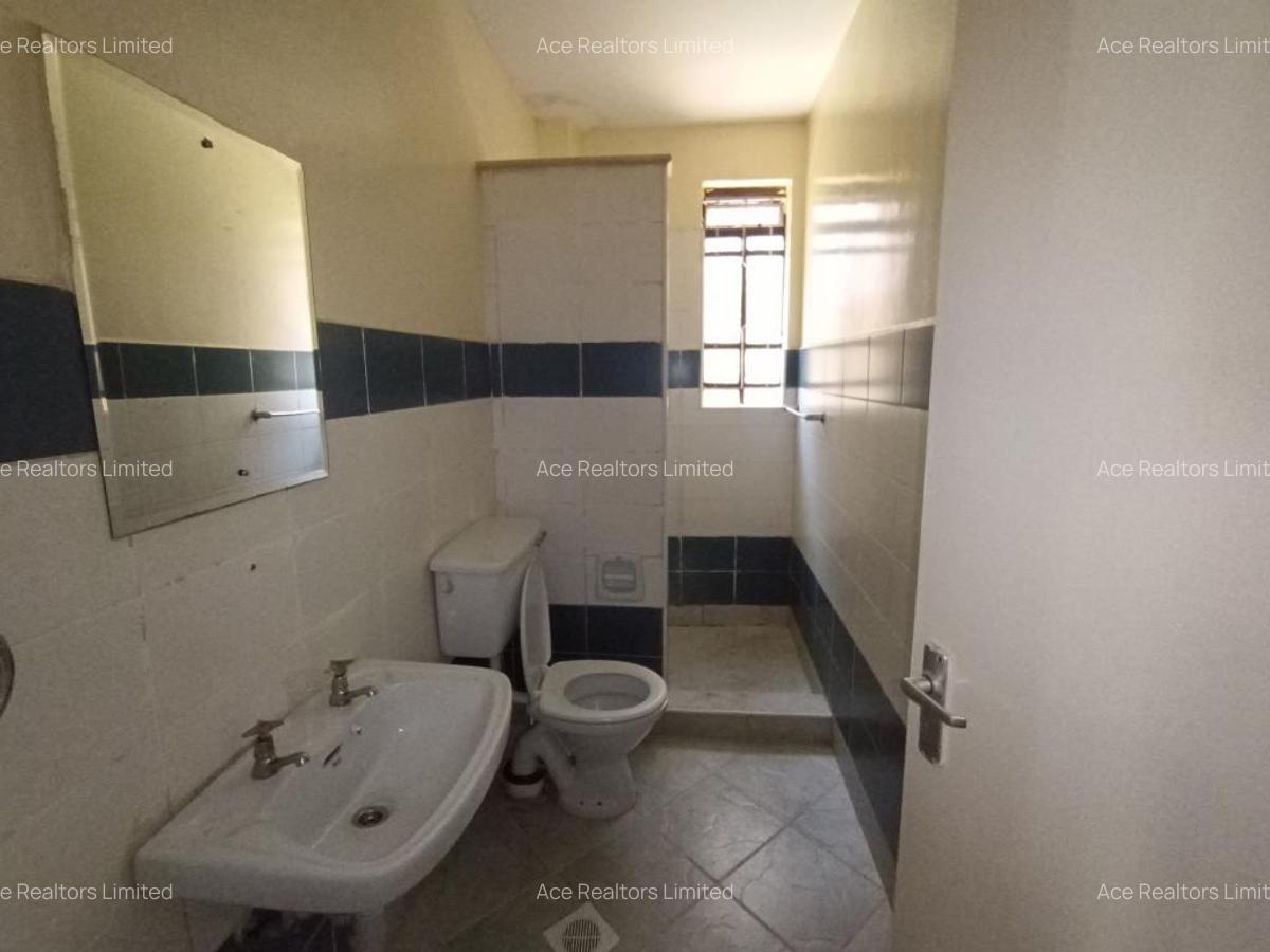 3 Bed Apartment with En Suite at Lavington - 3