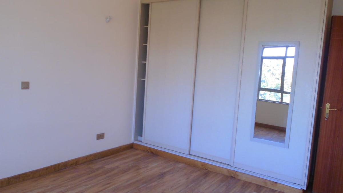 3 Bed Apartment with En Suite in Kileleshwa - 10