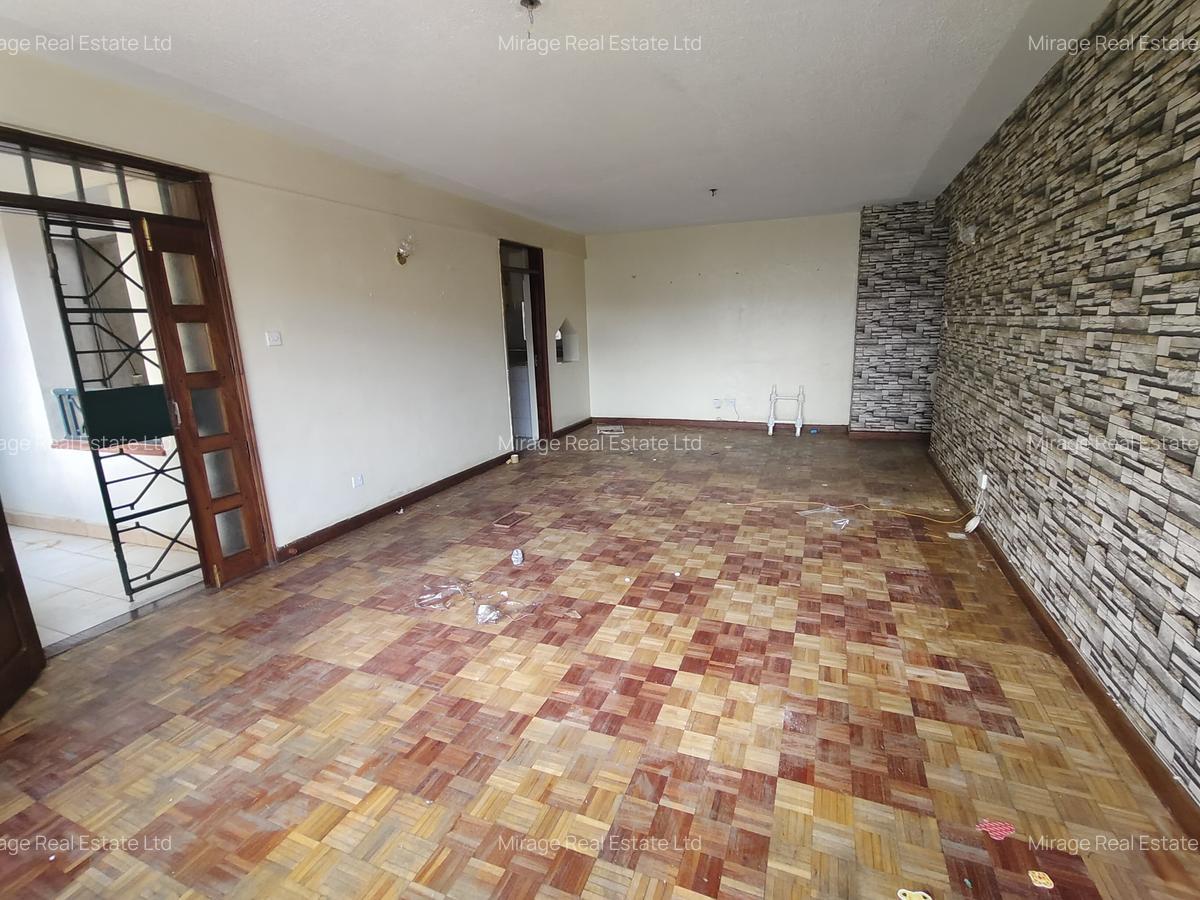 3 Bed Apartment with En Suite in Lavington - 18