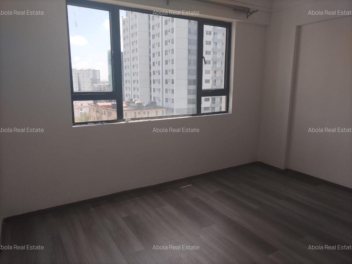 3 Bed Apartment with En Suite in Lavington - 16