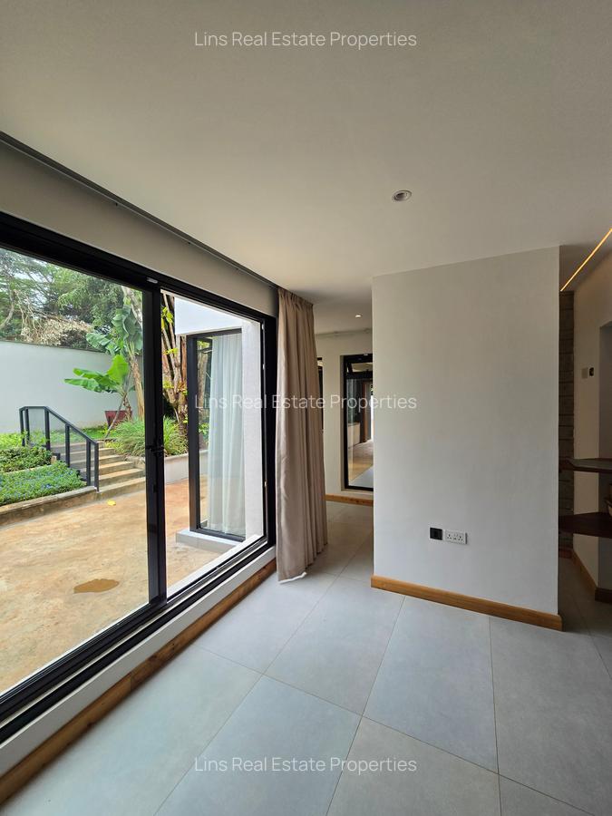 1 Bed House with En Suite in Kyuna - 10