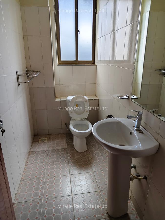3 Bed Apartment with En Suite in Kileleshwa - 19