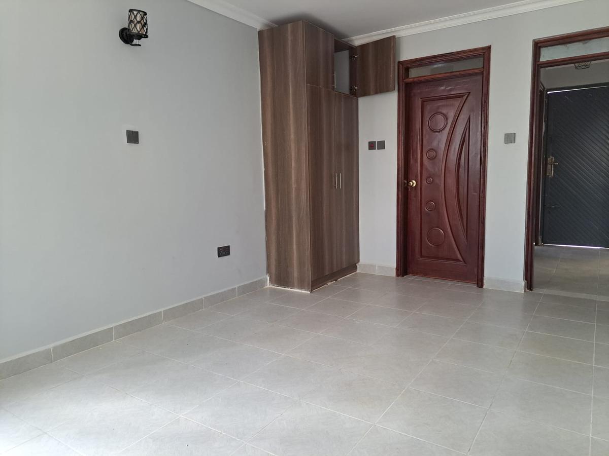 4 Bed Townhouse with En Suite at Mushroom Gardens - 11