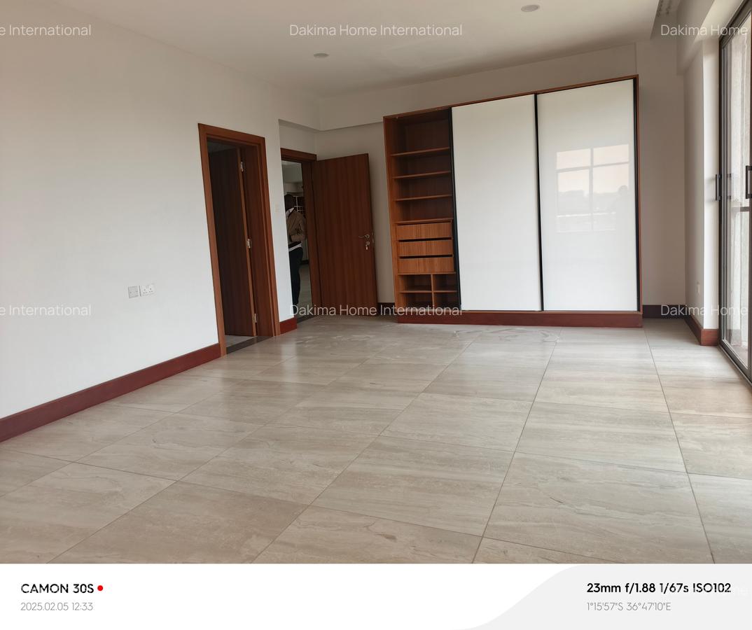 3 Bed Apartment with Staff Quarters in Rhapta Road - 8