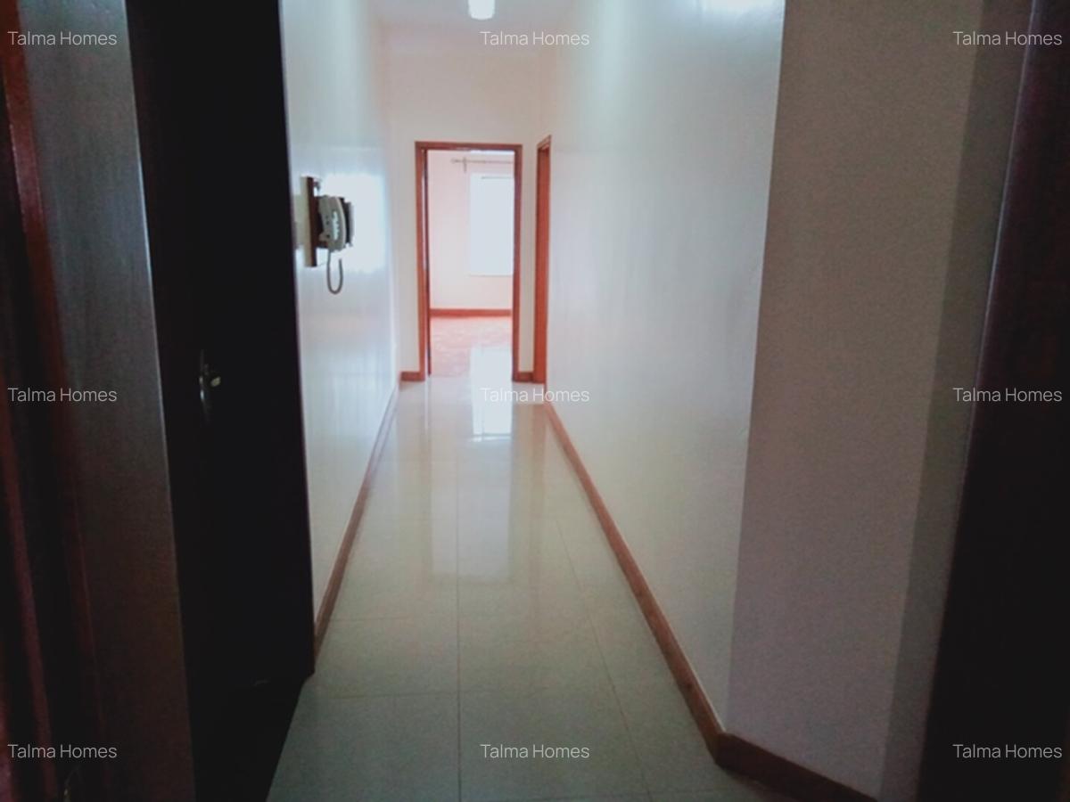 3 Bed Apartment with En Suite at Rhapta Road - 4