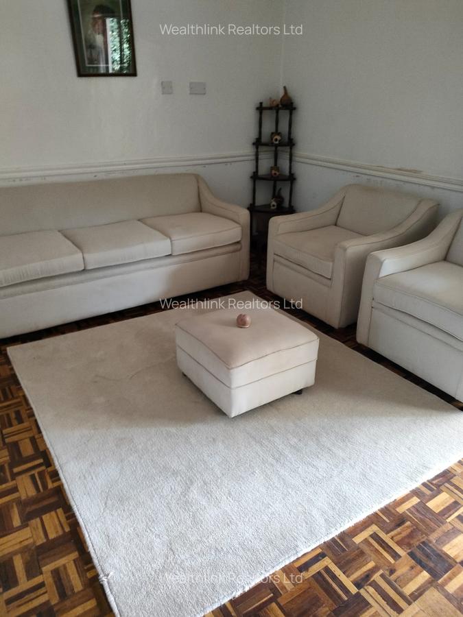 1 Bed House with En Suite at Nyari - 1