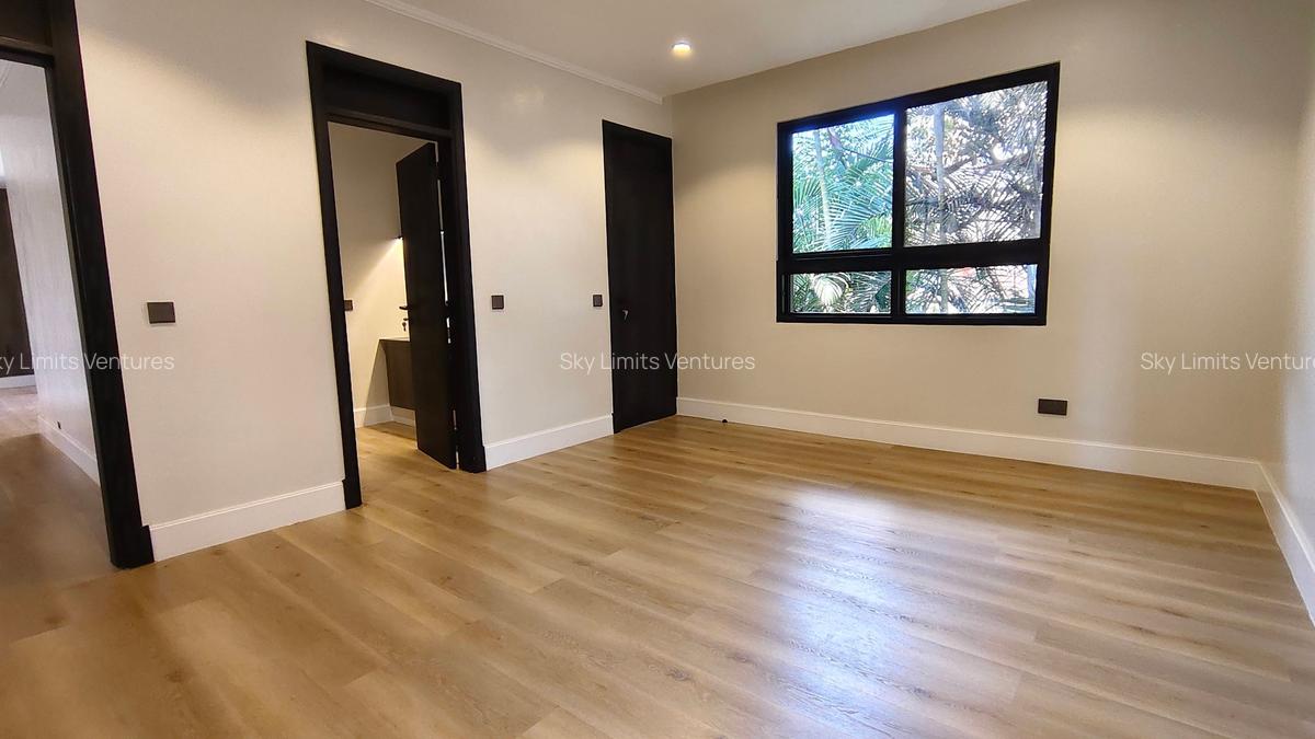 3 Bed House with En Suite in Gigiri - 10