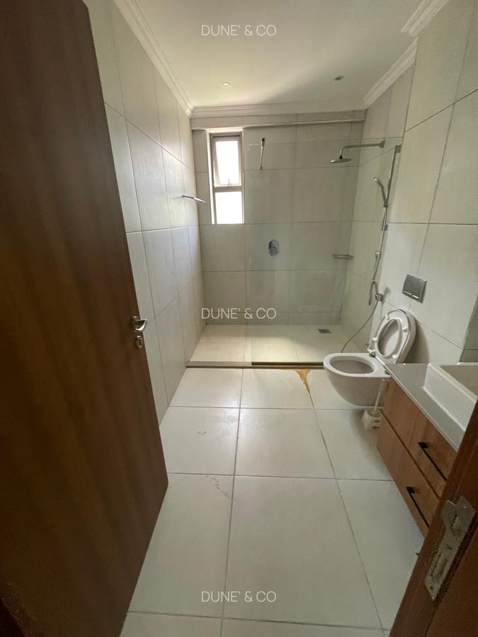 2 Bed Apartment with En Suite in Westlands Area - 11