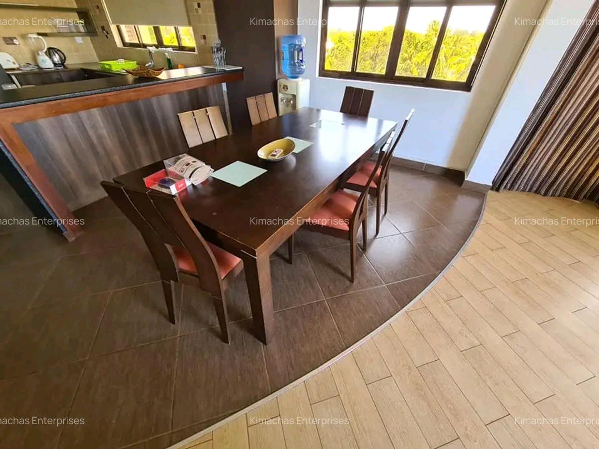 3 Bed Apartment with En Suite at Moyne Drive - 16