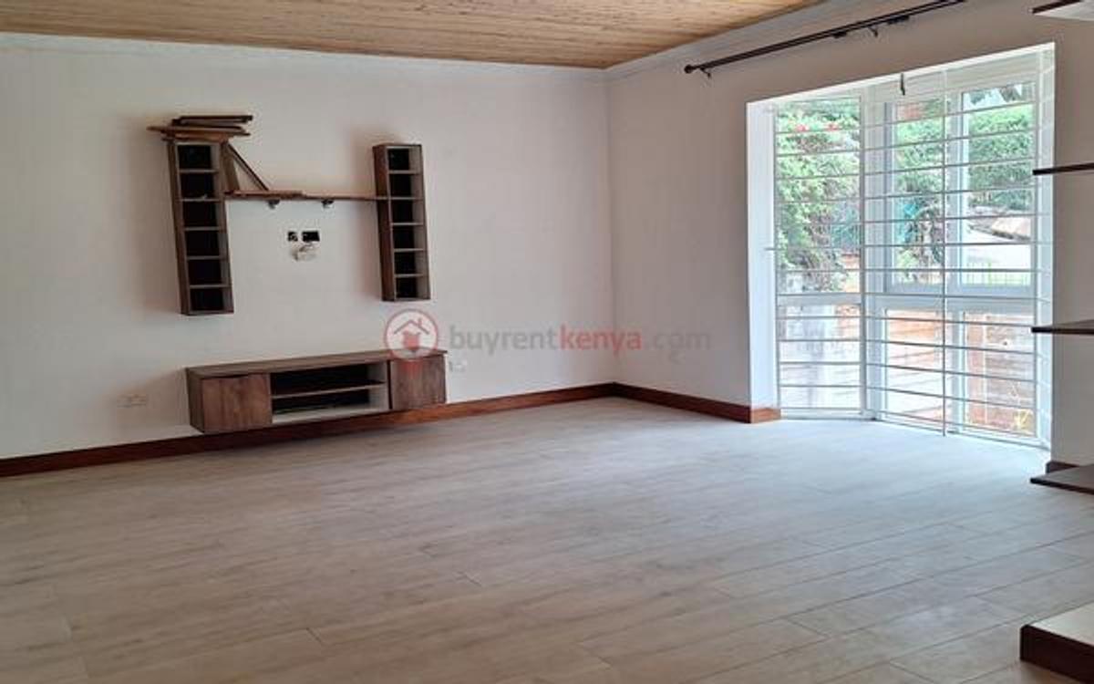 5 Bed House with Staff Quarters at Rosslyn - 15