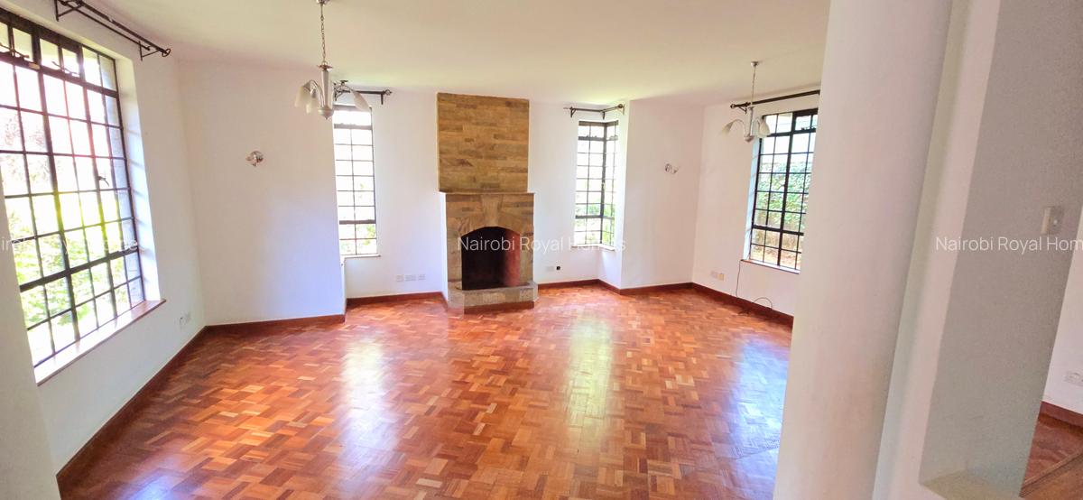 4 Bed Townhouse with En Suite at Convent Drive - 16