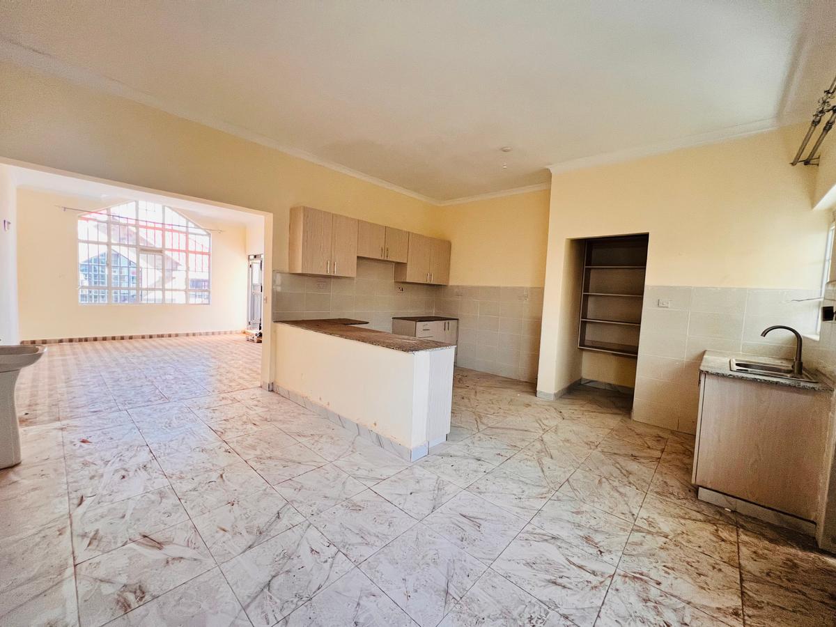 3 Bed House with En Suite at Kenyatta Road - 3