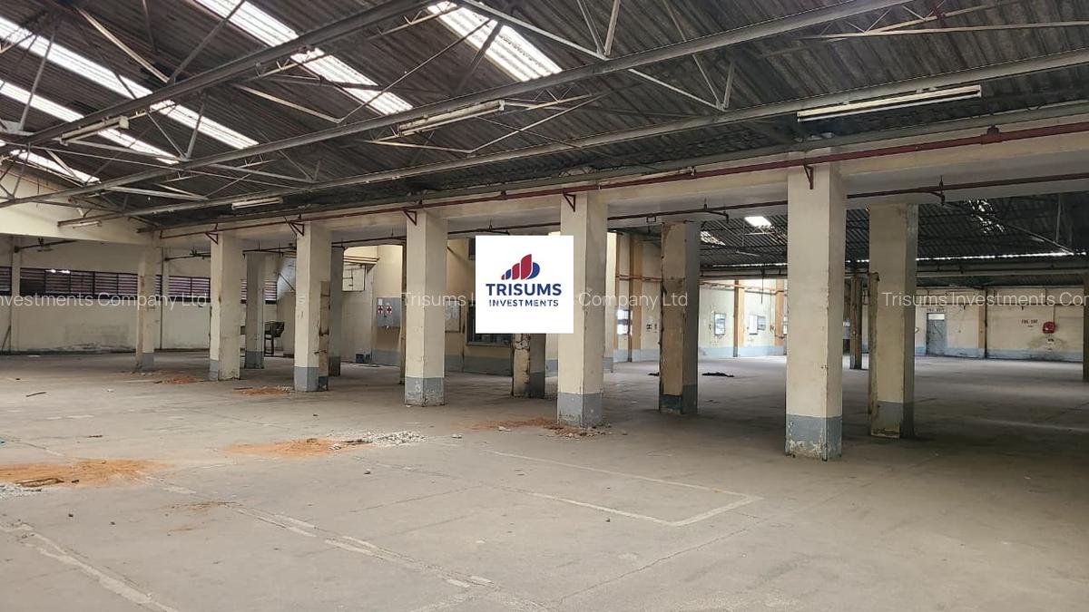 40,000 ft² Warehouse with Fibre Internet at Enterprise Road - 5