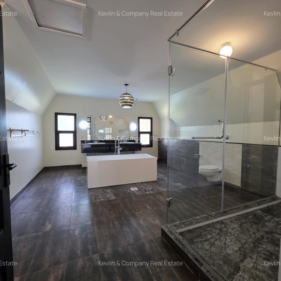 5 Bed Villa with En Suite in Karen - 20