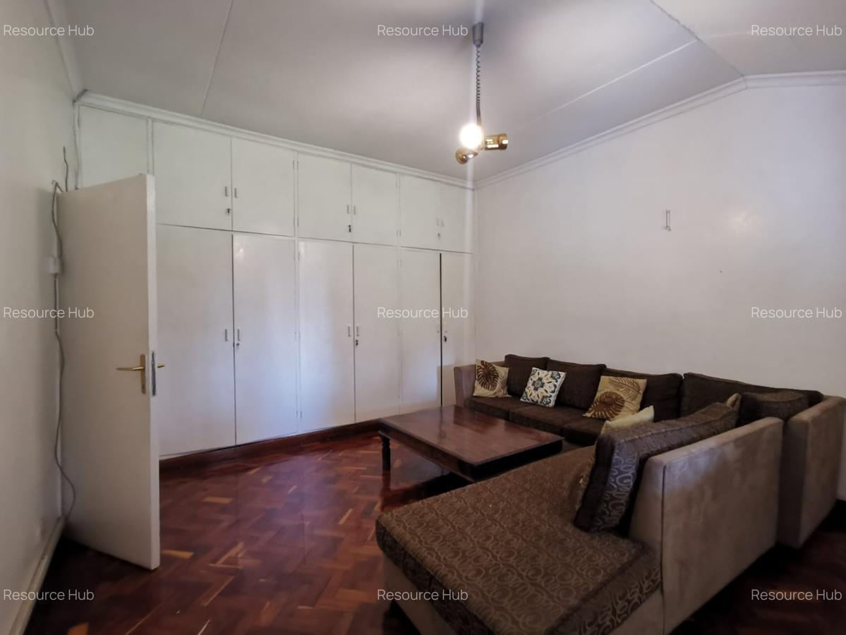 4 Bed Townhouse with En Suite at Spring Valley - 20