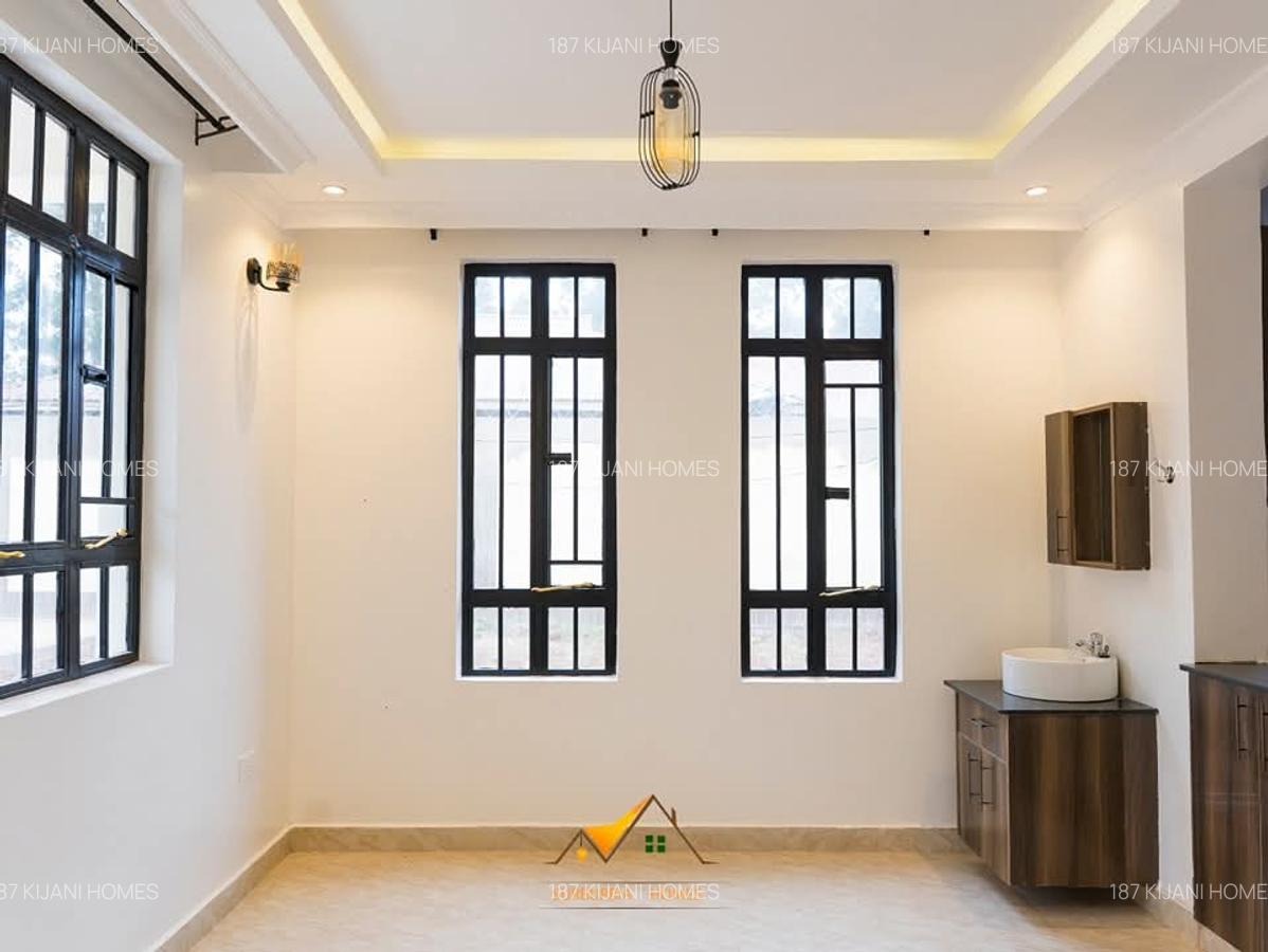 4 Bed Villa with En Suite at Rimpa - 11