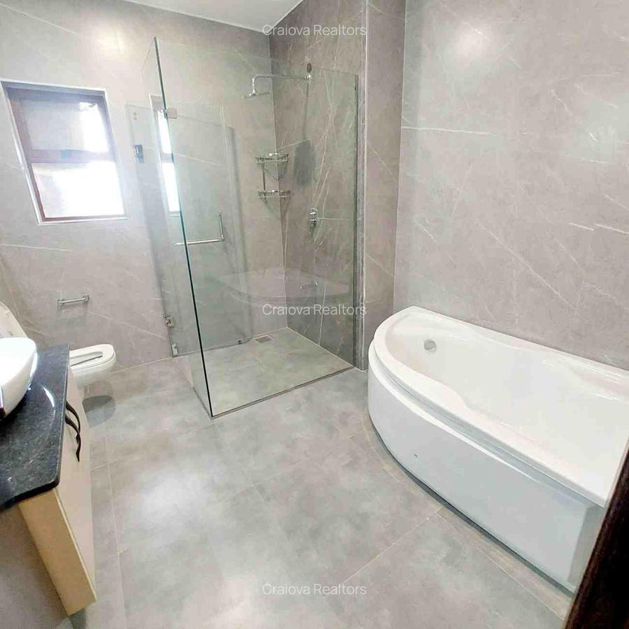 Serviced 3 Bed Apartment with En Suite at Kileleshwa - 8