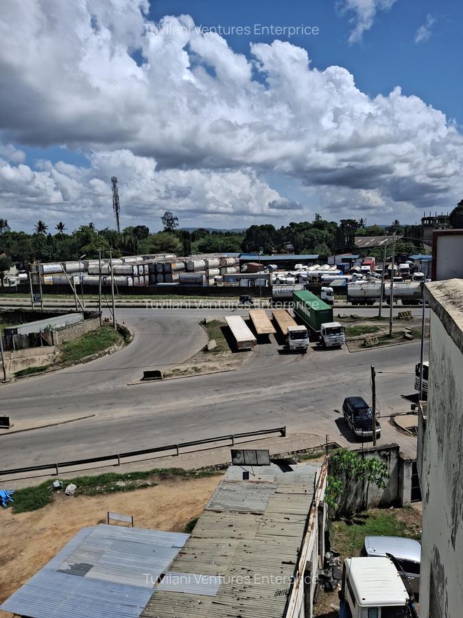 Land at Changamwe - 10