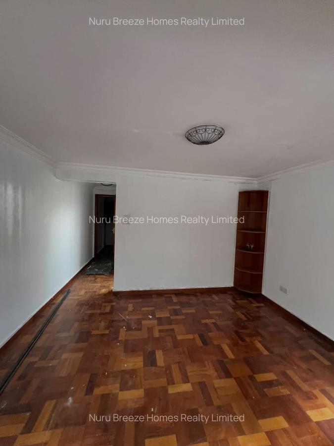 5 Bed Townhouse with En Suite in Lavington - 14