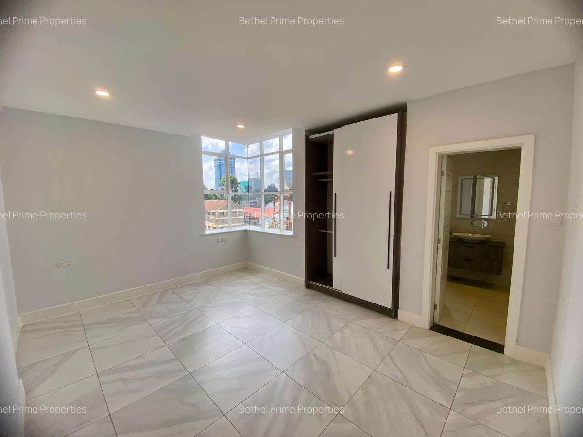 Serviced 2 Bed Apartment with En Suite in Rhapta Road - 12
