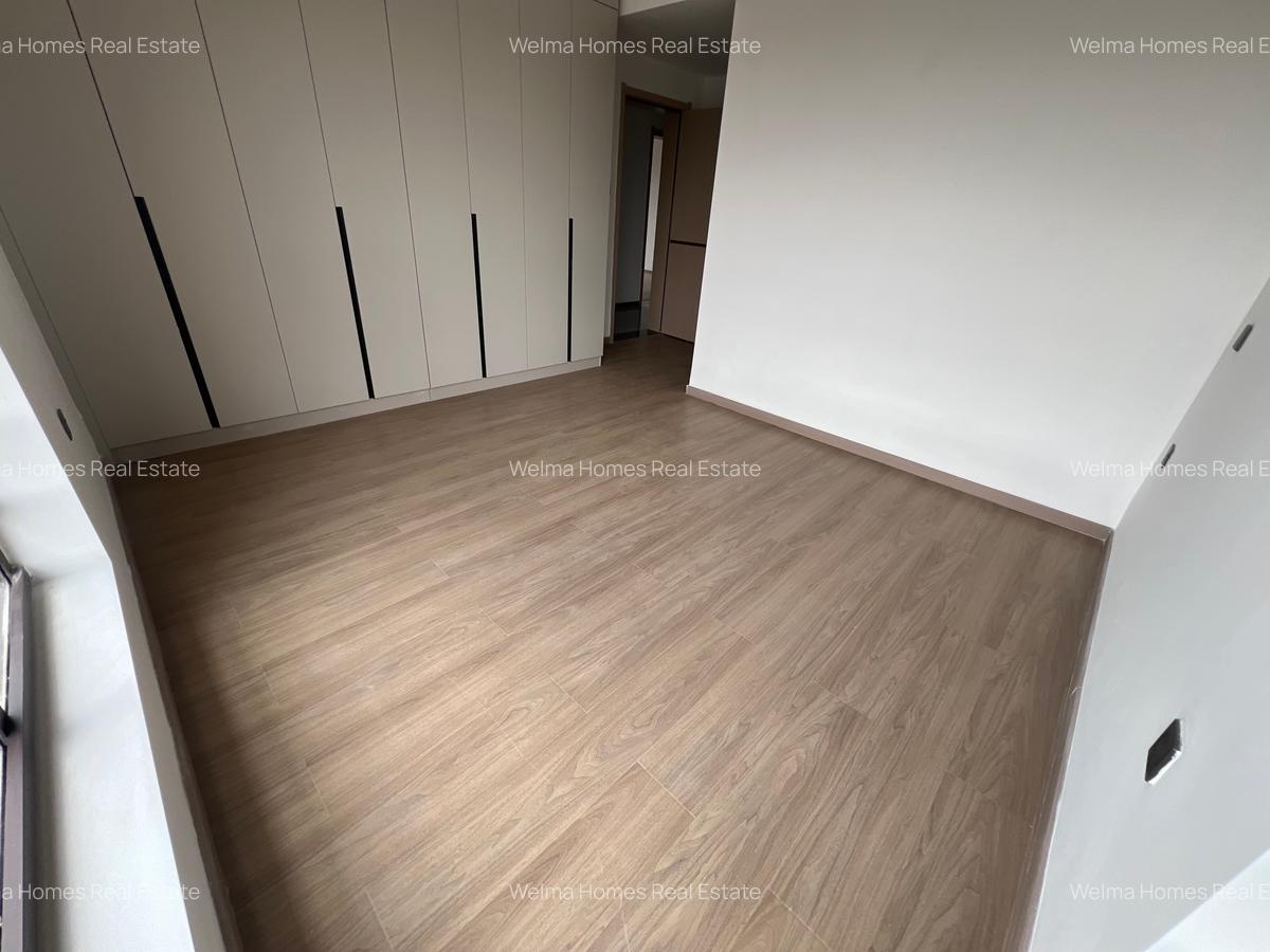 3 Bed Apartment with En Suite in Riverside - 15