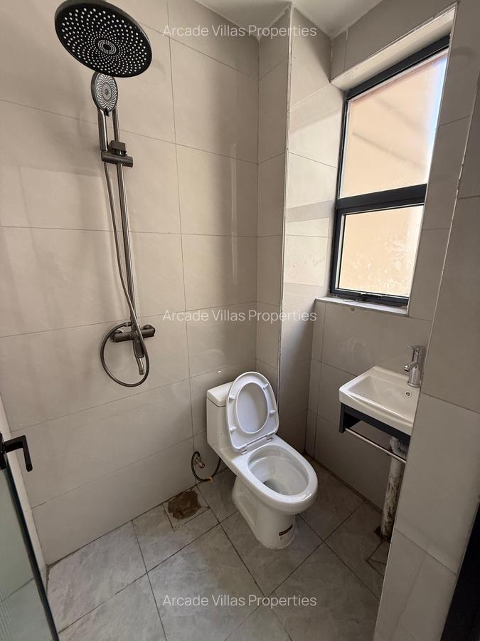2 Bed Apartment with En Suite in Kilimani - 6