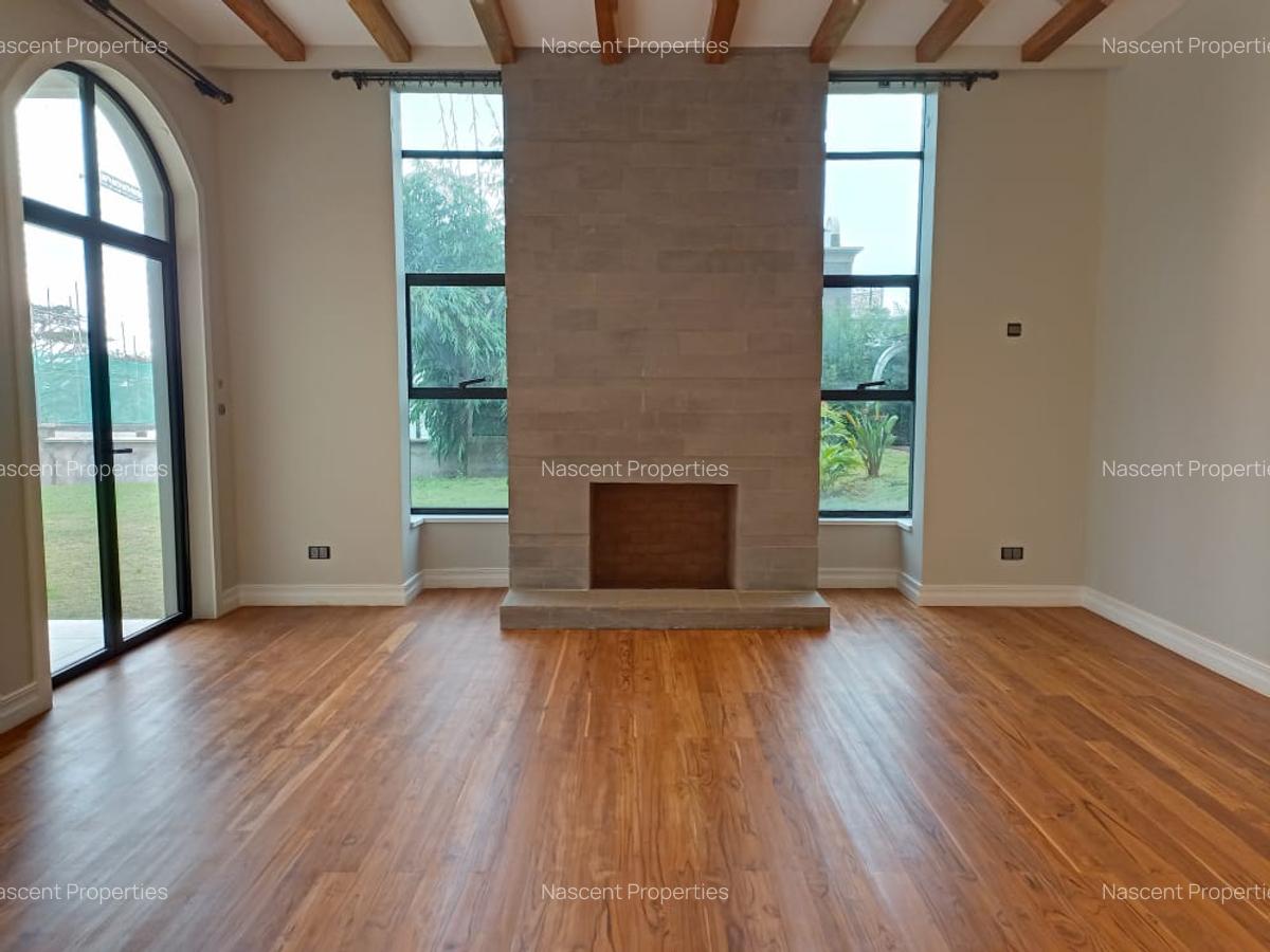 5 Bed Villa with En Suite in Loresho - 5