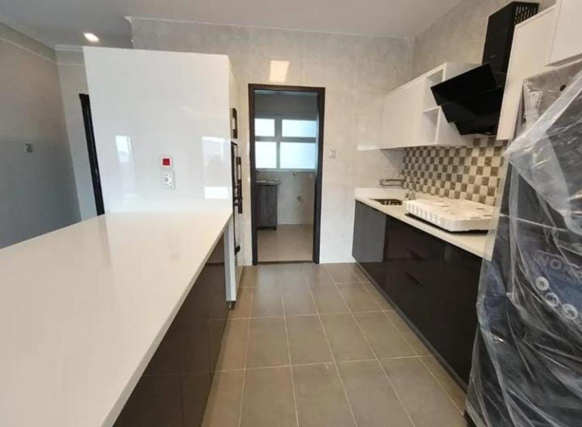 2 Bed Apartment with En Suite in Riverside - 1
