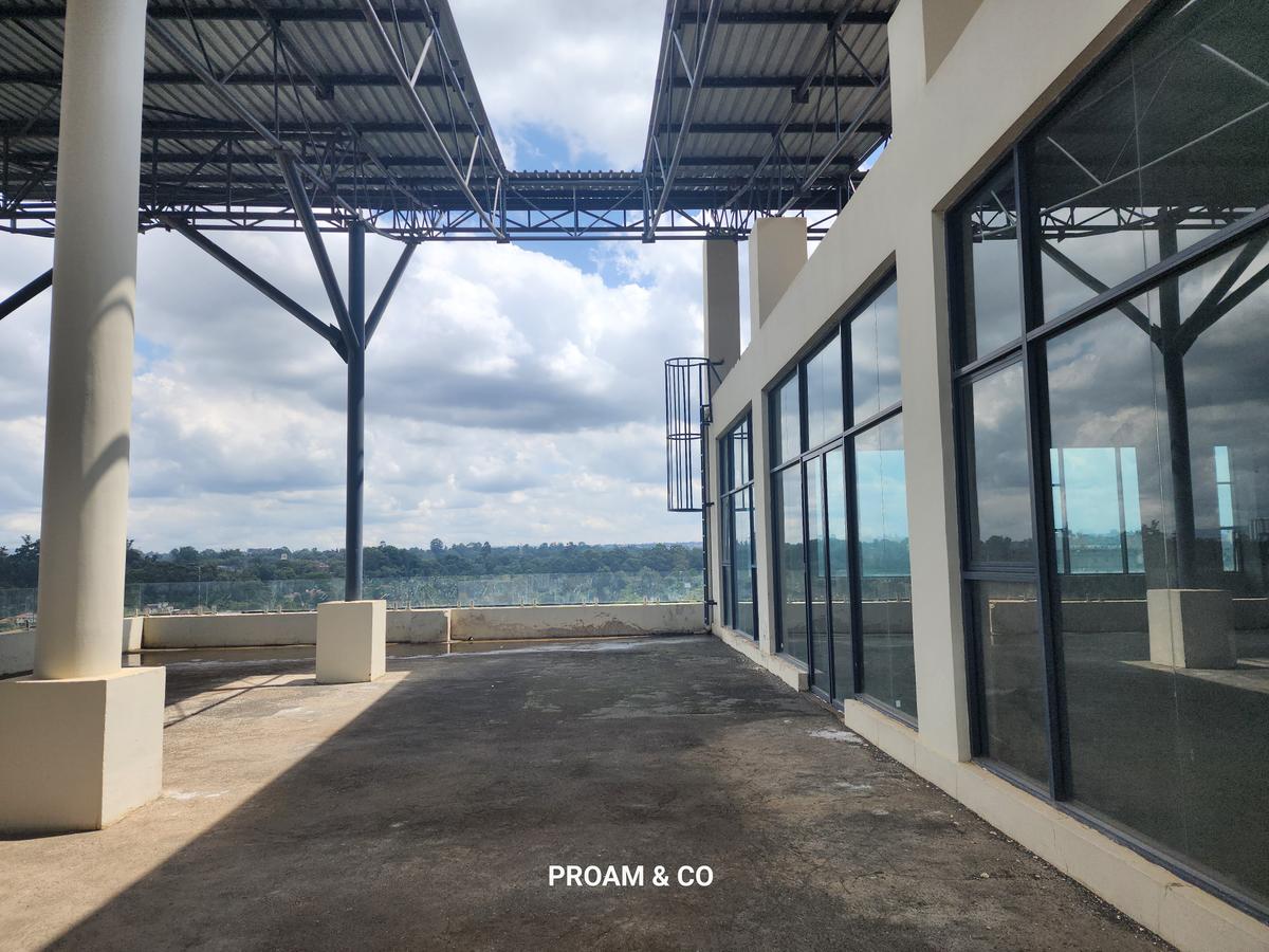 6,000 ft² Commercial Property with Service Charge Included at Riverside Lane - 10