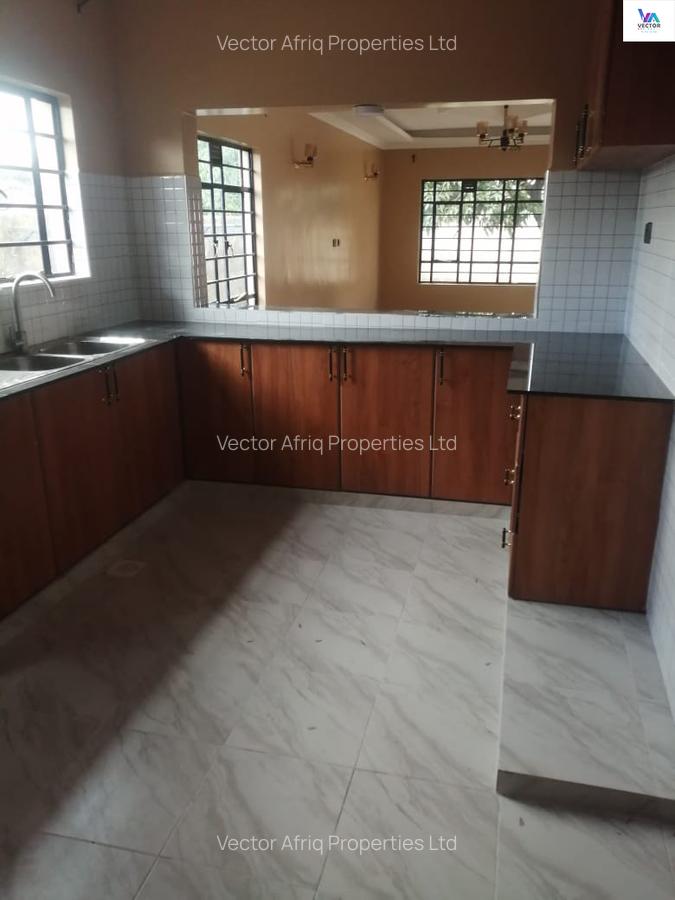 4 Bed House with En Suite in Ngong - 3