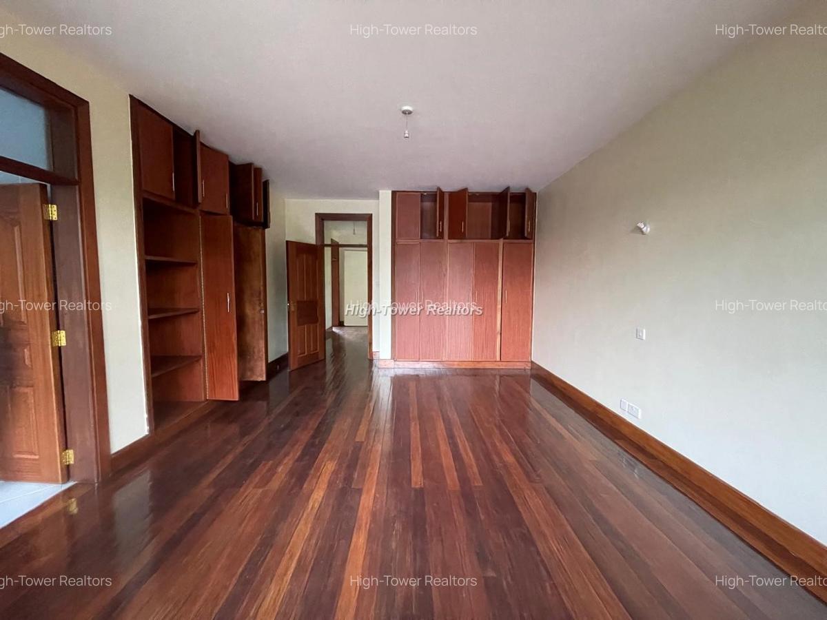 4 Bed House with En Suite in Muthaiga - 12