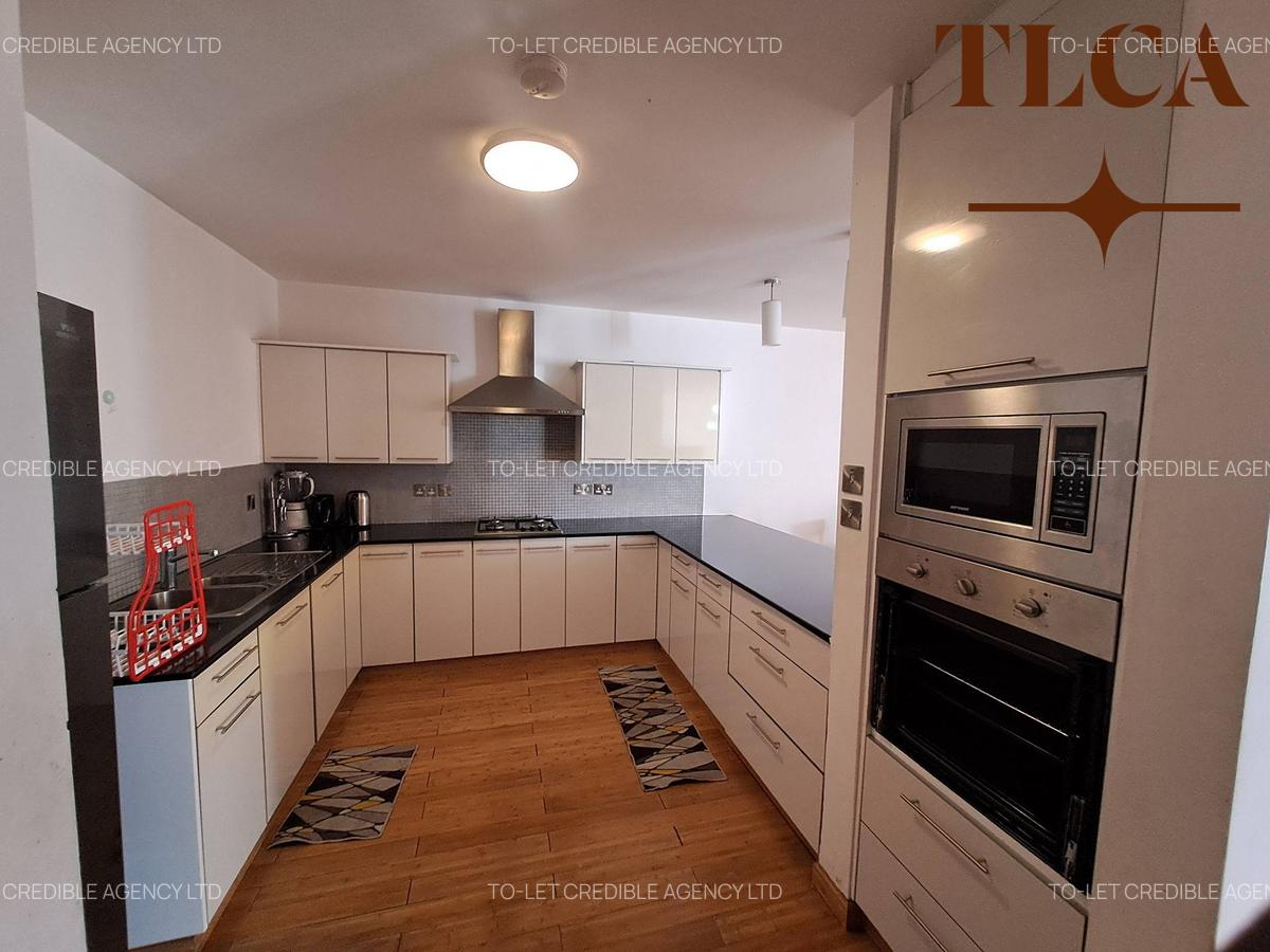 Serviced 3 Bed Apartment with En Suite at Garden City Drive - 8