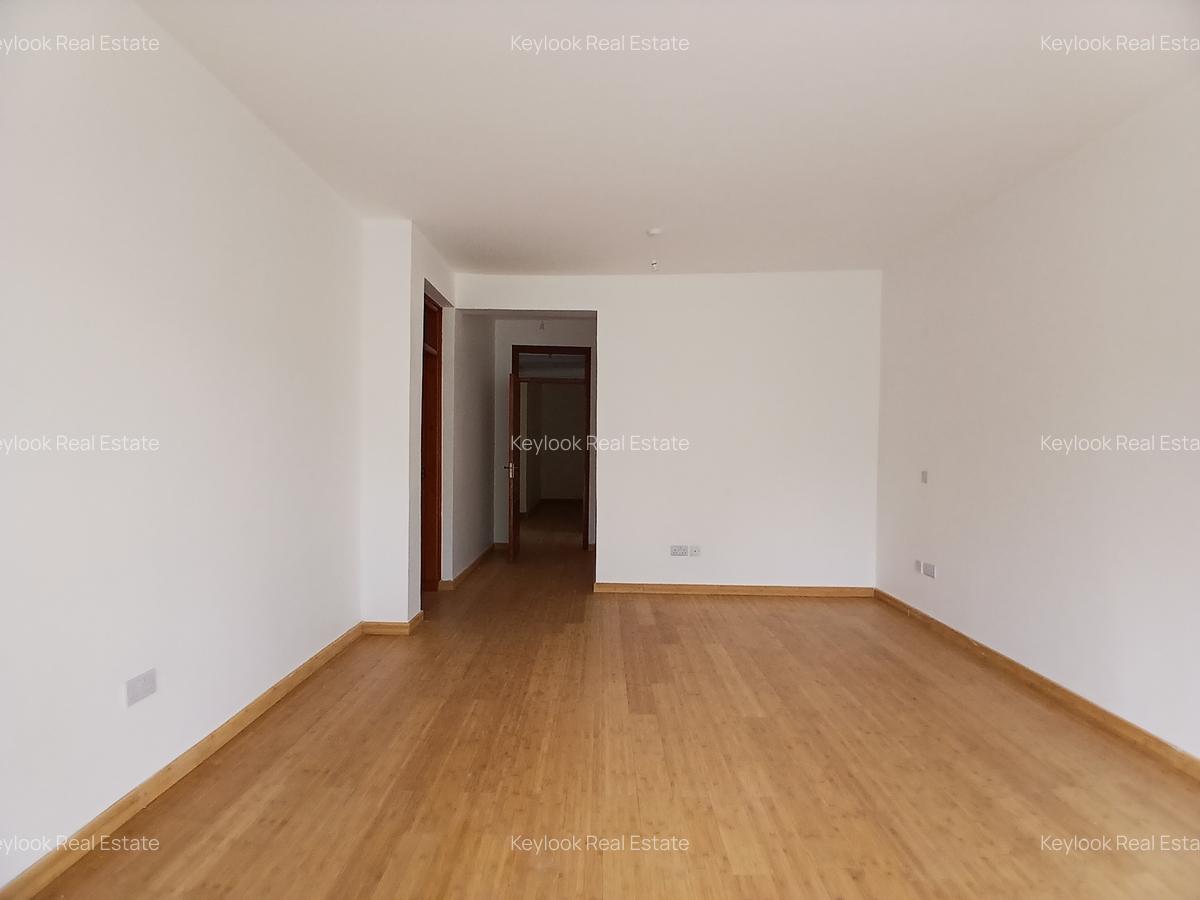 4 Bed Townhouse with En Suite at Lavington Green - 13