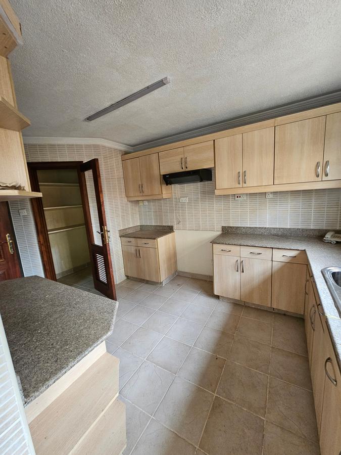 3 Bed Apartment with En Suite at Kilimani - 1