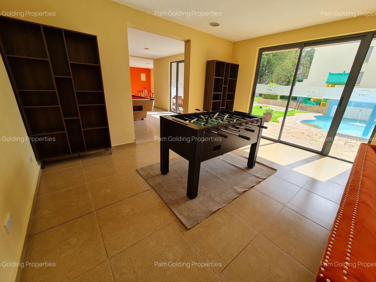 2 Bed Apartment with En Suite in Thika Road - 17